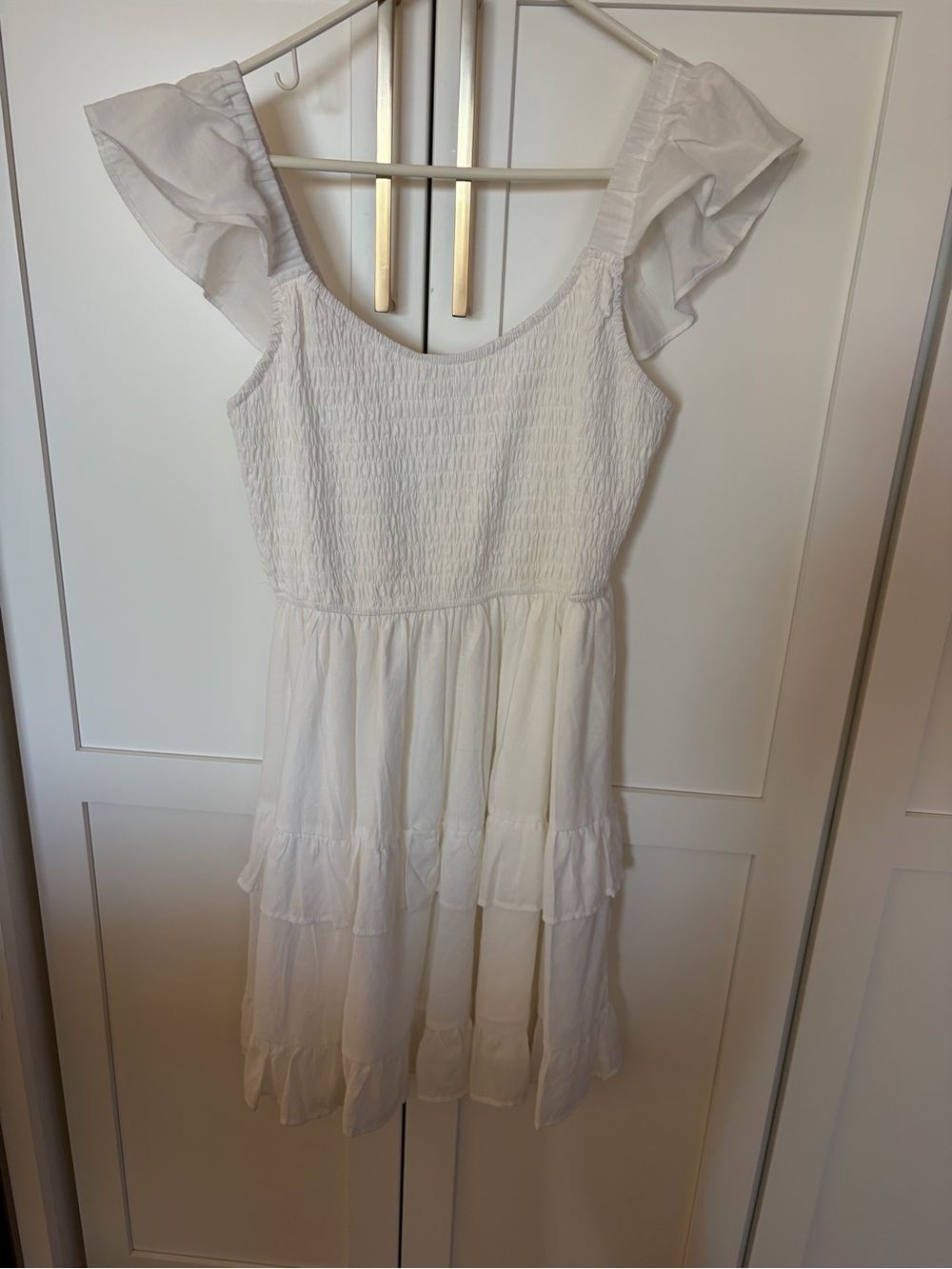Women’s White Smocked Bodice Flutter Sleeve Casual Dress